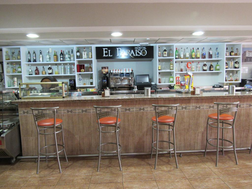 Hostal Restaurante El Paraiso Дон-Бенито Экстерьер фото